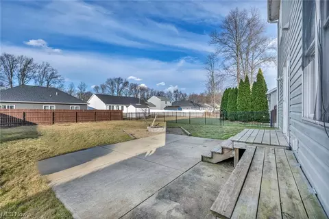 Exterior - 40068 Hope Ct, Elyria, OH 44035 photo 5 of 5