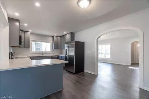 Kitchen - 155 E Vermont Ave, Sebring, OH 44672 photo 8 of 8