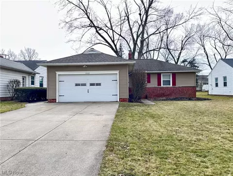 5522 Dorset Rd, Lyndhurst, OH 44124