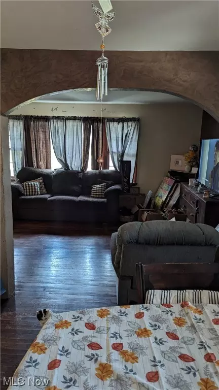 Living - 6224 Lucas Ave, Ashtabula, OH 44004 photo 6 of 6