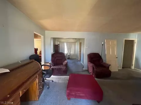 Living - 696 E 260th, Euclid, OH 44132 photo 2 of 2