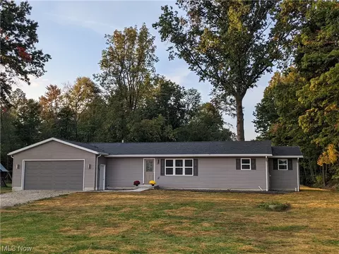 733 E Pleasant Home Rd, Wooster, OH 44691