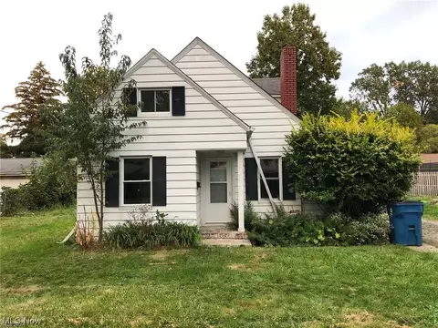 1231 Cherokee Trl, Willoughby, OH 44094