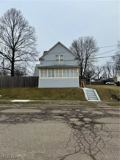 2829 10th SW, Canton, OH 44710