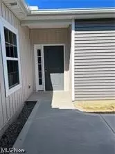 Exterior - 206 Silver Spring Cir #206, Elyria, OH 44035 photo 3 of 4