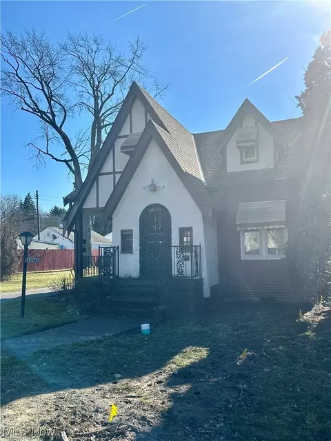 16016 S Lotus, Cleveland, OH 44128