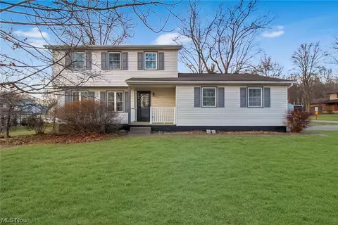 1727 Morris St, Mineral Ridge, OH 44440