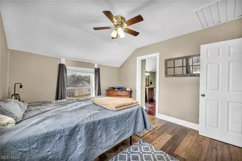 Bedroom - 218 7th St, Elyria, OH 44035 photo 4 of 5