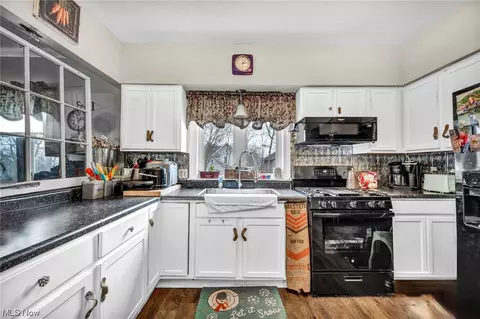 Kitchen - 218 7th St, Elyria, OH 44035 photo 1 of 2
