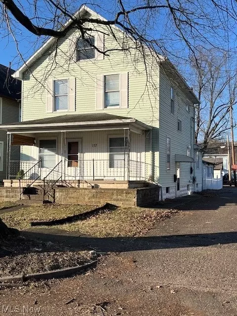157 Park Nw Ave NW, New Philadelphia, OH 44663