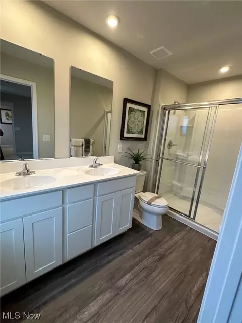 253 River Run Dr, Elyria, OH 44035 photo 9