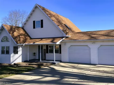 5208 Orchard Ave, Vienna, WV 26105