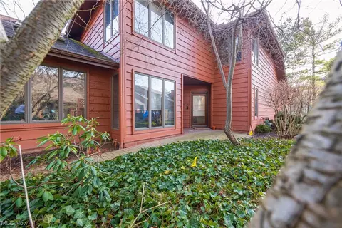 25872 Fairmount, Beachwood, OH 44122
