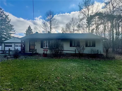 2630 E Pioneer Trl, Aurora, OH 44202
