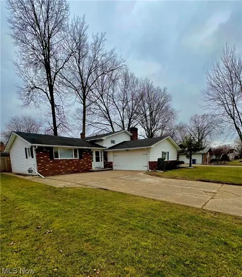 1519 W 44th St, Lorain, OH 44053