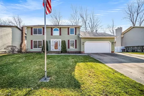 7790 Champaign Dr, Mentor, OH 44060