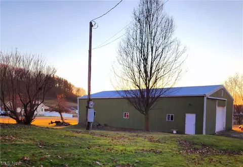 Exterior - 106 Random Rd, Minerva, OH 44657 photo 8 of 9