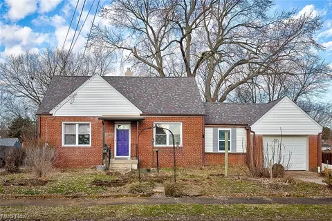 20 Woolf Ave, Akron, OH 44312