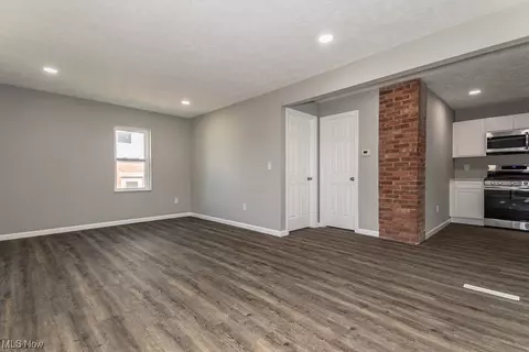 Other - 1915 Rockefeller Rd, Wickliffe, OH 44092 photo 3 of 12