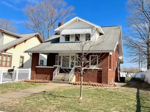 1151 Tuscarawas Ave NW, New Philadelphia, OH 44663