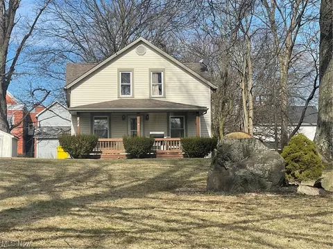 814 Arch, Salem, OH 44460