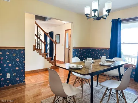 Dining - 318 Everson Rd, Belpre, OH 45714 photo 2 of 2