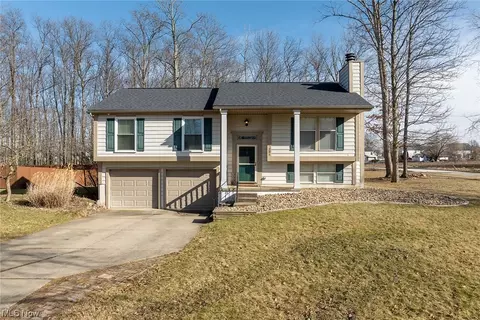 291 Broken Fence Dr, Medina, OH 44256