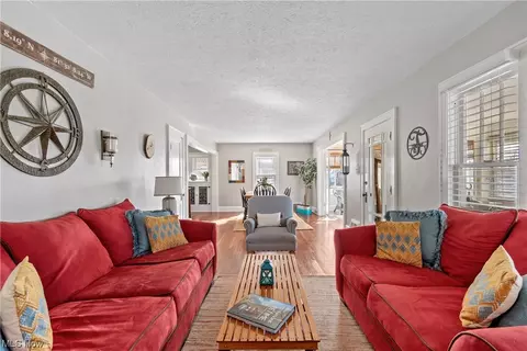 Living - 3864 Map Dr, New Franklin, OH 44319 photo 2 of 2