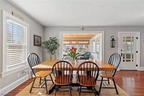 Dining - 3864 Map Dr, New Franklin, OH 44319 photo 2 of 3