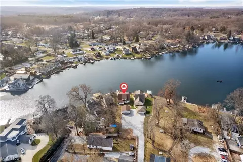 View/Area - 3864 Map Dr, New Franklin, OH 44319 photo 3 of 9