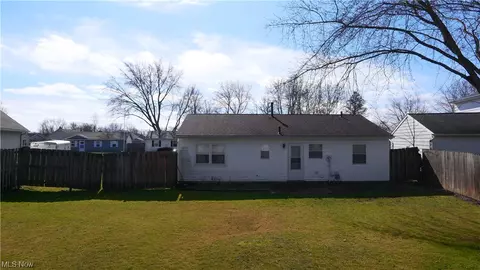 Exterior - 9899 Green, Windham, OH 44288 photo 4 of 5