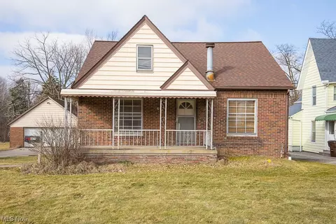 6978 State Rd, Parma, OH 44134