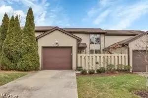 1104 S Slope, Zanesville, OH 43701