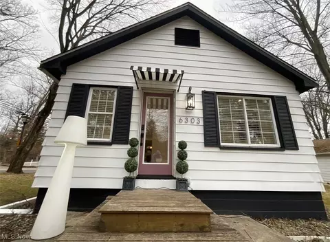 6303 Hillside, Independence, OH 44131