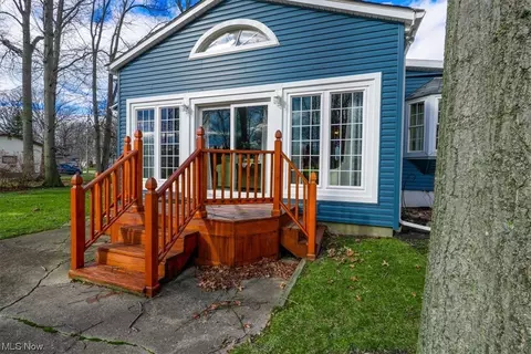 Exterior - 2706 Burlingham Dr, Ashtabula, OH 44004 photo 5 of 7