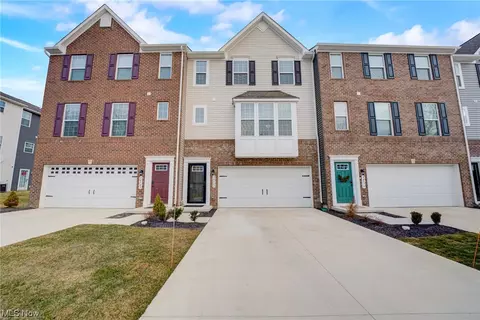 34561 Ethan, Willoughby, OH 44094