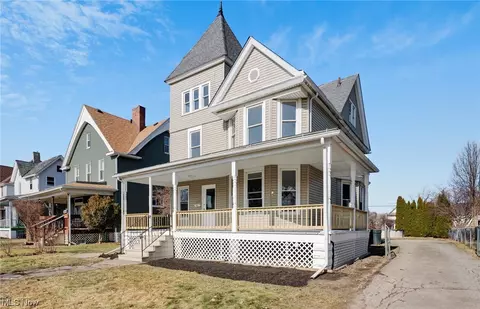 1867 E 31st, Lorain, OH 44055 photo 2