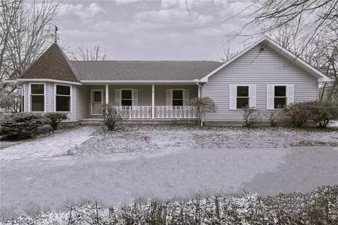 41299 Metz Rd, Columbiana, OH 44408