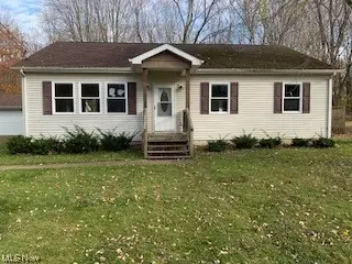 8006 Ninevah Rd, Geneva, OH 44041