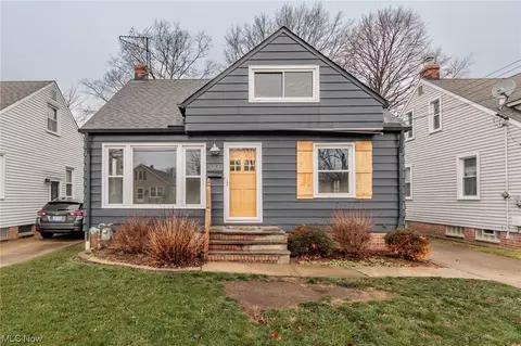 30133 Robert St, Wickliffe, OH 44092