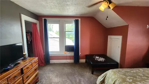 Bedroom - 19-19 12 Carl St, Wheeling, WV 26003 photo 3 of 4
