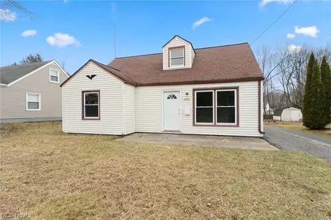 3846 Huntmere, Austintown, OH 44515