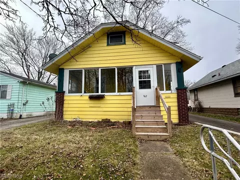 962 Merton, Akron, OH 44306