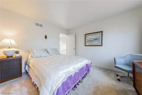 Bedroom - 4220 Castle Ridge Cir, Copley, OH 44321 photo 5 of 7