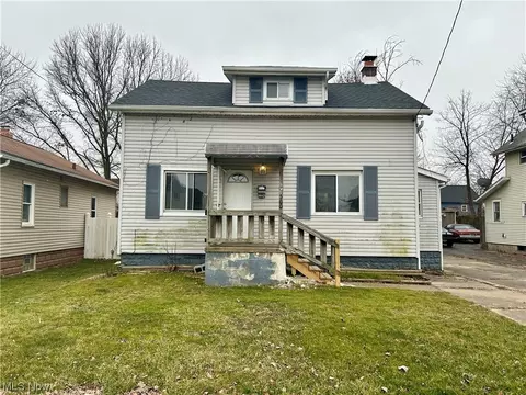 560 Flora, Akron, OH 44314