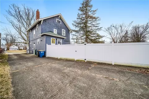 Exterior - 515 Myrtle Ave, Ashtabula, OH 44004 photo 12 of 12