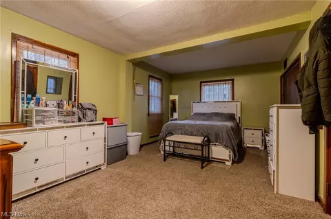 Bedroom - 7103 Jefferson Rd, Ashtabula, OH 44004 photo 1 of 3