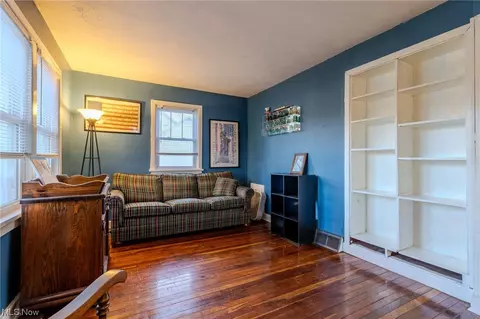 Living - 7103 Jefferson Rd, Ashtabula, OH 44004 photo 1 of 6