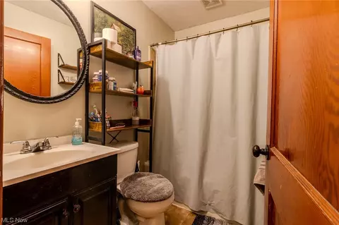 Bath - 7103 Jefferson Rd, Ashtabula, OH 44004 photo 1 of 1