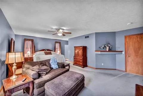 Bedroom - 4630 Commodore Dr, Stow, OH 44224 photo 5 of 5
